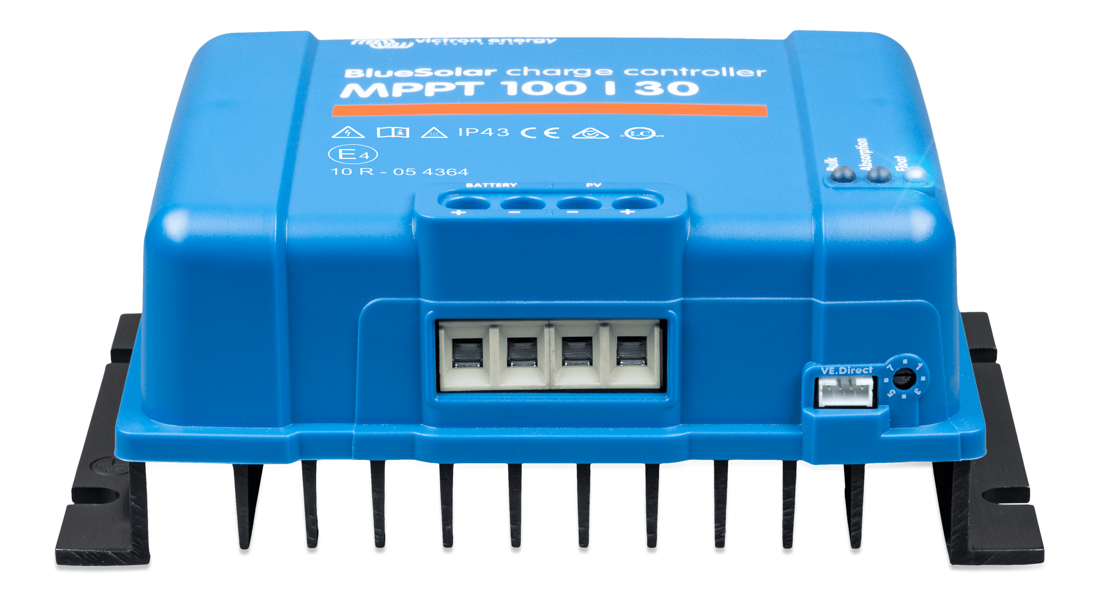 BlueSolar MPPT charge controller 100/30 (front) thumbnail